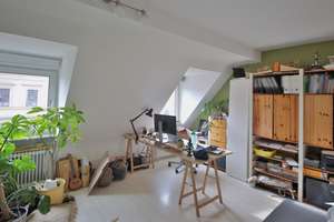 Bestlage: Helle 3-Zimmer-Dachgeschosswohnung mit Garage – Die vollständige Adresse der Immobilie erhältst du vom Anbieter., 76133 Innenstadt-West, Karlsruhe – Vorschaubild 2