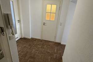 Attraktive Innenstadtlage in Düsseldorf - 3,5 Zimmer Wohnung – Die vollständige Adresse der Immobilie erhältst du vom Anbieter., 40219 Unterbilk, Düsseldorf – Vorschaubild 13