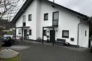 Doppelhaushälfte mit Einliegerwohnung je 575.000€ ohne Marklerprovision! – Adolph-Kolping-Str. 10+12, 53783 Rhein-Sieg-Kreis – Vorschaubild 1