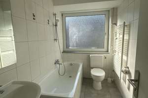 *** renovierte 3 Zimmer-Wohnung im EG mit Garage und großem Garten - gute BAB Anbindung *** – Asdonkstraße 40, 41066 Bettrath-Hoven, Mönchengladbach – Vorschaubild 9