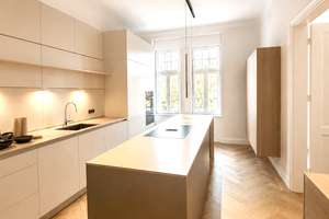 Sanierte, herrschaftliche Jugendstil-Altbauwohnung mit luxuriöser Ausstattung in Toplage Schwabing – Die vollständige Adresse der Immobilie erhältst du vom Anbieter., 80796 Neuschwabing, München – Vorschaubild 6