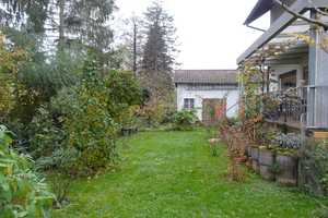 Freistehendes Einfamilienhaus in idyllischer Lage mit wunderschönem Garten und 2 Garagen – Rhein-Neckar-Kreis – Vorschaubild 1