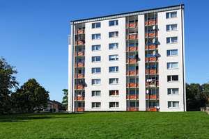 Demnächst frei! 2-Zimmer-Wohnung in Velbert – Heidekamp 1, 42549 Velbert-Mitte, Velbert – Vorschaubild 1
