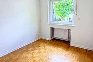 ERSTKLASSIGE GRUNEWALDLAGE NAHE HAGENPLATZ - 6 Zi + - POOLNUTZUNG - GARAGE - 3 HOBBYRÄUME – Die vollständige Adresse der Immobilie erhältst du vom Anbieter., 14193 Grunewald, Berlin – Vorschaubild 7