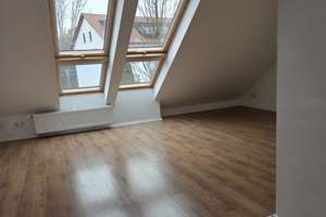 Geräumiges 4-Zimmer Haus in Augsburg-Haunstetten, Reihenmittelaus  mit Garage und Stellplatz – Die vollständige Adresse der Immobilie erhältst du vom Anbieter., 86179 Haunstetten-Süd, Augsburg – Vorschaubild 3