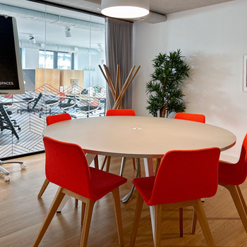 Flexible Arbeitsplatzlösungen – für jeden Bedarf in Spaces Breite Straße