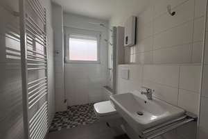 Wohnen unterm Dach – Renovierte 2,5-Zimmer-Wohnung mit Charme – Distelbeckhof 89, 45327 Katernberg, Essen – Vorschaubild 3