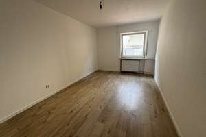 Modernisierte 2-Zimmerwohnung mit Balkon und Stellplatz in Mannheim-Neckarau – 68199 Neckarau, Mannheim – Vorschaubild 8
