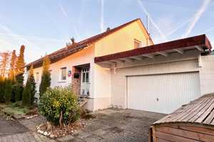 Großes Einfamilienhaus mit Einliegerwohnung in direkter Feldrandlage - von privat! – Wetteraukreis – Vorschaubild 6