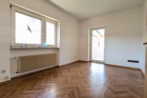 Dreifamilienhaus in begehrter Wohnlage – Die vollständige Adresse der Immobilie erhältst du vom Anbieter., 67433 Haardt, Neustadt an der Weinstraße – Vorschaubild 6