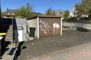 Renovierungsbedürftiges Haus in Innenstadtlage mit Garage, Stellplatz und 2 großen Terrassen – Die vollständige Adresse der Immobilie erhältst du vom Anbieter., 57072 Siegen, Siegen – Vorschaubild 7