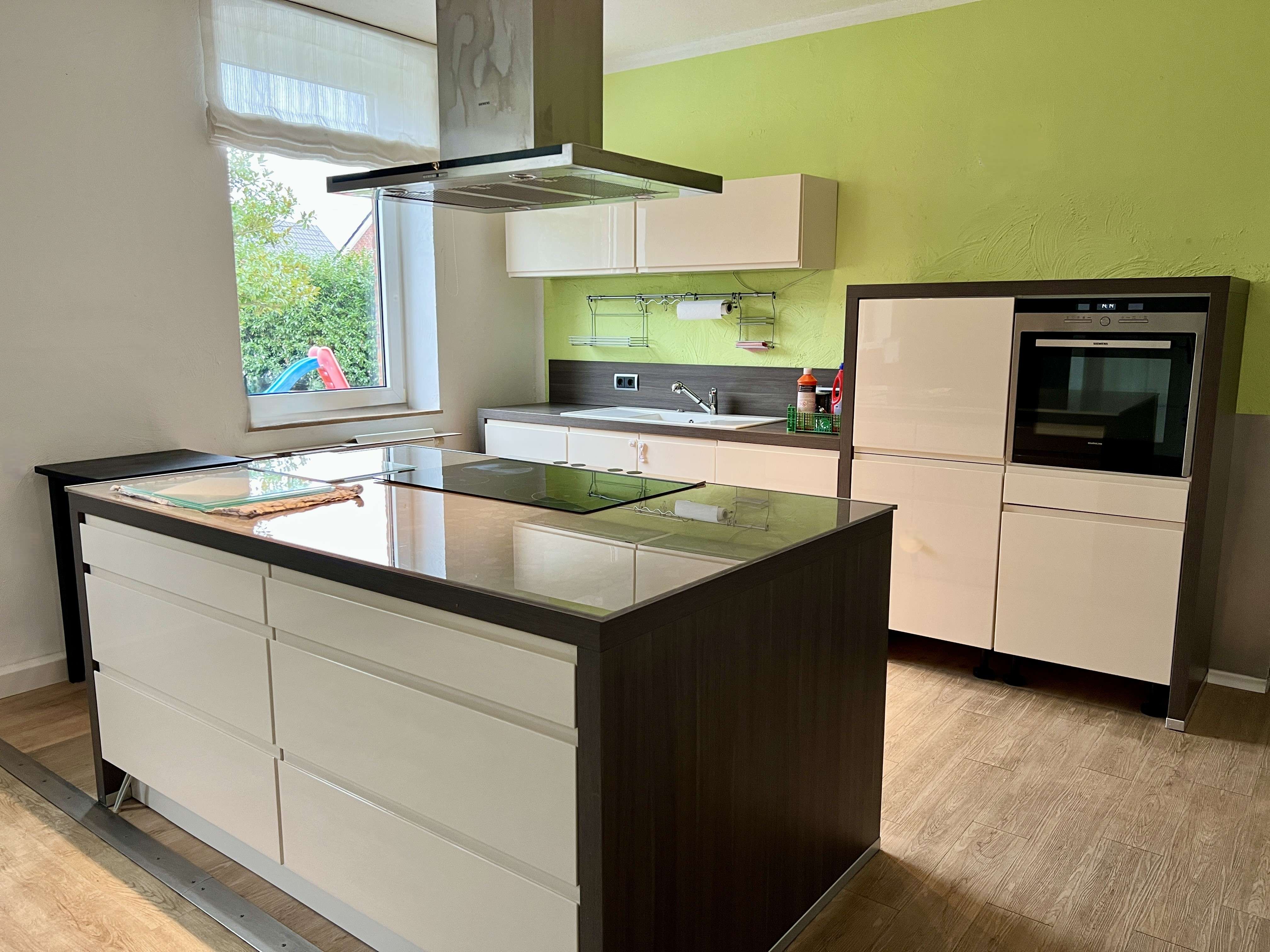 Immobilie in Nienburg/Weser - Kernsanierter Resthof zentral in Erichshagen / großzügiges Platzangebot / großer Garten / Scheunen - Bild 6