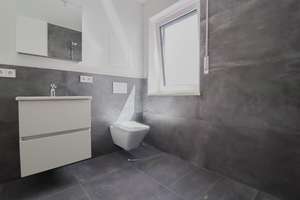 **Lichtdurchflutete 2-Zimmer-Wohnung mit Balkon** – Donaustaufer Straße 44, 93059 Reinhausen, Regensburg – Vorschaubild 10