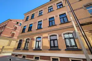 Property thumbnail 3