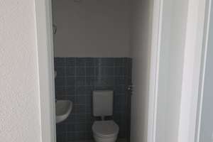 Einziehen und wohlfühlen – liebevoll sanierte 3-Zimmer-Wohnung mit Balkon – 65203 Biebrich, Wiesbaden – Vorschaubild 4