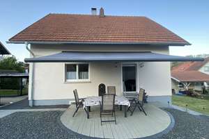 Schönes Wohnhaus mit zwei Wohnungen, Garten, Garage und Carport in ruhiger Lage. – Die vollständige Adresse der Immobilie erhältst du vom Anbieter., 93437 Furth im Wald – Vorschaubild 36