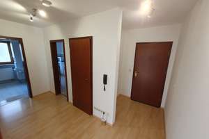 2 Zi.-Wohnung / Süd-Balkon / Tageslicht-Bad / Dusche + Badewanne / 2x Waschbecken / Kellerabteil – Die vollständige Adresse der Immobilie erhältst du vom Anbieter., 90571 Schwaig bei Nürnberg – Vorschaubild 12
