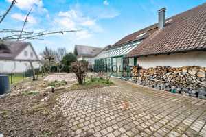 Einmaliges Wohnambiente! Großzügiges Einfamilienhaus mit Einliegerwohnung, Garten & zentraler Lage – Neu-Ulm (Kreis) – Vorschaubild 26
