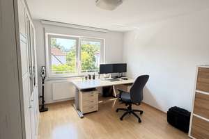 3,5-Zimmer-Wohnung mit Balkon, Garage & Keller in Stuttgart-Hofen – Hopfenseeweg 1, 70378 Hofen, Stuttgart – Vorschaubild 10