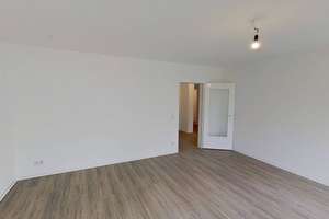 Große 2-Zimmer-Wohnung mit BALKON, EBK und BADEWANNE – Auenhauser Weg 3, 33100 Kernstadt, Paderborn – Vorschaubild 3