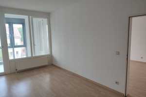 Freundliche 2-Raum-Wohnung mit verglaster Loggia mitten in Sudenburg sucht Sie! – Halberstädter Str. 118, 39112 Magdeburg – Vorschaubild 8