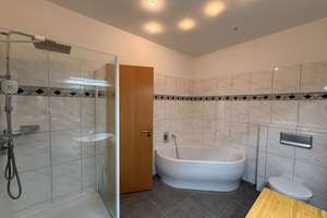 *Schöne 4 Raum Maisonette Wohnung mit XL Dachterrasse*Kamin – Mülheimerstr. 56, 45145 Frohnhausen, Essen – Vorschaubild 28