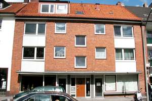 Schöne 1-Zimmerwohnung mit Balkon in zentraler Lage !!
