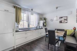 Seltene Gelegenheit! Traumhaus mit tollem Grundstück in Singen!

 – Die vollständige Adresse der Immobilie erhältst du vom Anbieter., 78224 Singen (Hohentwiel) – Vorschaubild 49