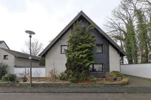 Freistehendes Einfamilienhaus in exklusiver Wohnlage von Köln-Rath/Heumar (Göttersiedlung) – Die vollständige Adresse der Immobilie erhältst du vom Anbieter., 51107 Rath/Heumar, Köln – Vorschaubild 3