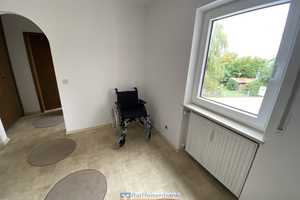 Vermietetes MFH in Schrobenhausen
1 Doppelhaushälfte, 1 Wohnung und 1 Gewerbeeinheit – Neuburg-Schrobenhausen (Kreis) – Vorschaubild 14