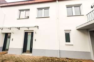 Große Doppelhaushälfte zur Miete in Rheinstetten-Forchheim – Die vollständige Adresse der Immobilie erhältst du vom Anbieter., 76287 Rheinstetten – Vorschaubild 2