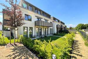 +++ LEERSTEHENDE hochwertige 3 Zimmerwohnung mit 2 Balkonen! +++