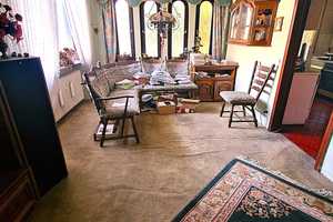 Erwecken Sie dieses Schmuckstück zu neuem Leben: Großzügiges Haus mit gemütlichen Garten – Rheingau-Taunus-Kreis – Vorschaubild 5