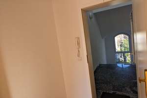 Geschmackvolle DG-Maisonette-Wohnung,offene Galerie mit 2 Zimmern, Balkon und EBK in MÜ-Nymphenburg – Die vollständige Adresse der Immobilie erhältst du vom Anbieter., 80639 Nymphenburg, München – Vorschaubild 11