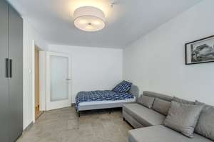 SITULI:   Schmuckstück im Herzogpark – 1-Zimmer-Apartment mit Balkon – Die vollständige Adresse der Immobilie erhältst du vom Anbieter., 81679 Herzogpark, München – Vorschaubild 2
