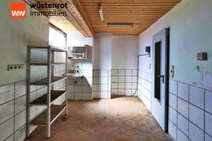 Großzügiges Einfamilienhaus mit dem besonderen Pfiff wartet auf Sie! – Die vollständige Adresse der Immobilie erhältst du vom Anbieter., 91275 Auerbach in der Oberpfalz – Vorschaubild 26