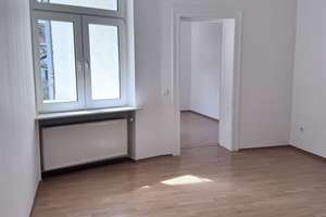 5-Zimmer-Wohnung in Rüttenscheid mit Glasfaseranschluß, Balkonkraftwerk möglich, Klimaanlage möglich – Rosastr. 14, 45130 Rüttenscheid, Essen – Vorschaubild 3