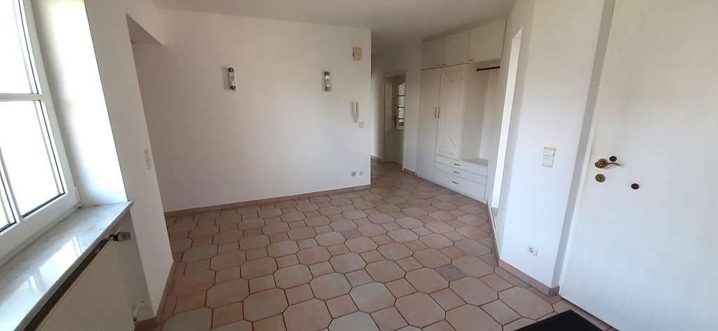 Immobilie in Pörnbach - Gepflegtes 7-Zimmer Hanghaus in Pörnbach mit 244 m² Wohnfläche - Bild 3