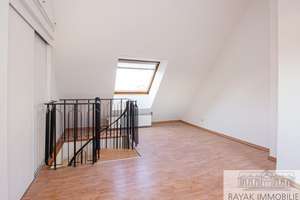 Schöne Altbau-Maisonettewohnung im Herzen von Oberbilk mit 23,47 qm Nutzfläche im Dachstudio zur Mie – 40227 Oberbilk, Düsseldorf – Vorschaubild 6