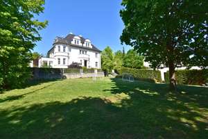 Luxuriöses Familiendomizil mit Pool und Garten – Wohnen auf höchstem Niveau in Würzburg – Die vollständige Adresse der Immobilie erhältst du vom Anbieter., 97074 Frauenland, Würzburg – Vorschaubild 8