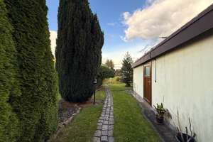 Familienfreundliche Doppelhaushälfte in Raguhn: Wohnglück mit Garten, Teich & moderner PV-Anlage – Wittenberger Straße 9, 6779 Raguhn – Vorschaubild 37