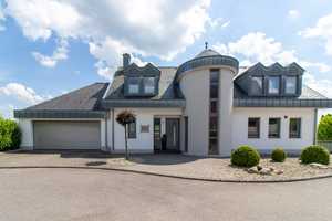 Viel Platz – Großzügiges Wohnhaus in herrlicher Randlage von Gusterath mit toller Aussicht – Trier-Saarburg (Kreis) – Vorschaubild 2