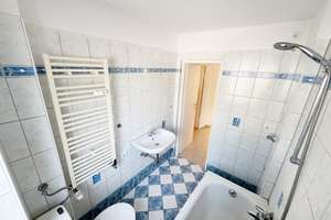 Helle 2,5 Zi. Hochparterrewohnung mit eigenem ca. 130m² großen Südgarten & ca. 25m² großem Lagerraum – Rueßstrasse 54, 80997 Allach, München – Vorschaubild 13