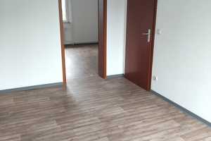 Sehr schöne renovierte 3 Zimmer Wohnung in Gelsenkirchen zu vermieten – Feldhauser Straße 113, 45896 Gelsenkirchen – Vorschaubild 2