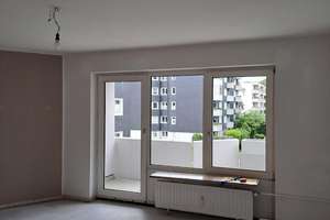 3 Räume für eine kleine Familie mit Kind - Wohnberechtigungsschein zwingend erforderlich! – Johannes-Hesse-Str. 4, 40597 Benrath, Düsseldorf – Vorschaubild 3