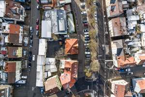 Drei-Familienhaus mit 13 Garagen inklusive Bauland
IN TUTTLINGEN – Die vollständige Adresse der Immobilie erhältst du vom Anbieter., 78532 Tuttlingen – Vorschaubild 4