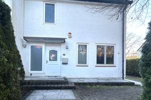 Modern renoviertes großzügiges Reihenendhaus im Alstertal – Die vollständige Adresse der Immobilie erhältst du vom Anbieter., 22399 Poppenbüttel, Hamburg – Vorschaubild 3
