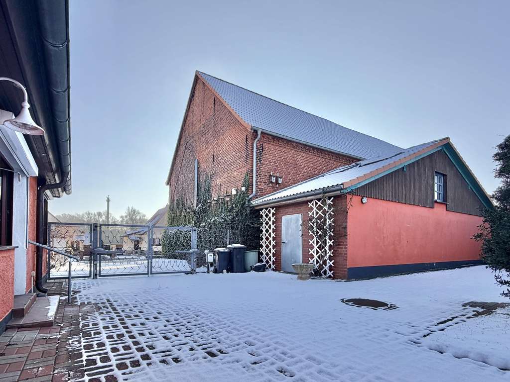 Immobilie in Groß Pankow (Prignitz) - Einfamilienhaus viel Potenzial: großes Grundstück mit Scheune und Garage - Bild 4