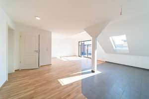 Traumhafte 4-Raumwohnung im beliebten Schlosschemnitz mit großem Balkon - WE17 – Ottostraße 9, 9113 Schloßchemnitz, Chemnitz – Vorschaubild 3