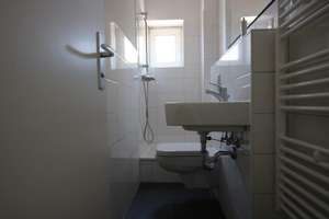Zuhause fühlen: individuelle 2-Zimmer-Wohnung – Ostring 132, 24143 Gaarden-Ost, Kiel – Vorschaubild 4